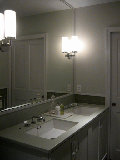 10_master-bath-1st-fl_icon@2x