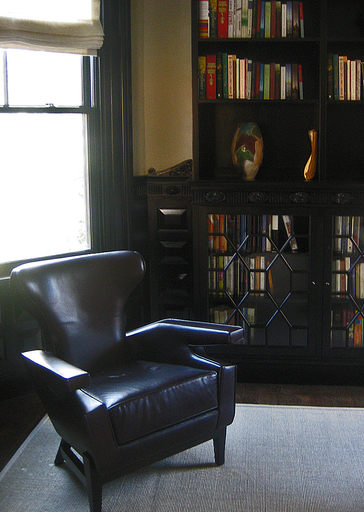 3_library-chair-copy_icon@2x