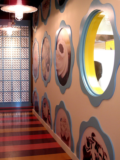 7_treat_hallway_to_party_rm-copy_icon@2x