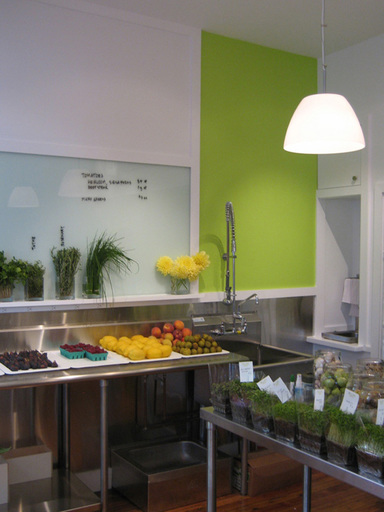 3_plum-store-interior-copy_icon@2x