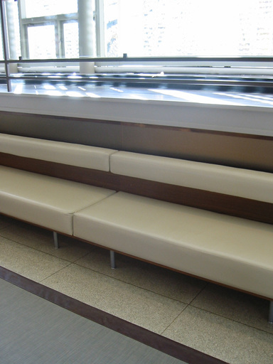 J-2-left-banquette-copy_icon@2x