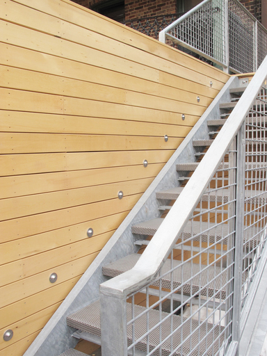 25-gruver-stair-to-grdn_icon@2x